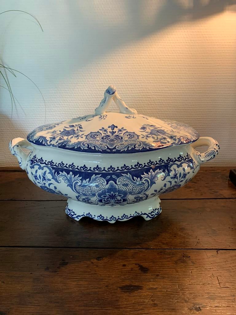 Mooie soepkom Dordrecht B F K 38x26x23cm ht, Antiek en Kunst, Ophalen of Verzenden
