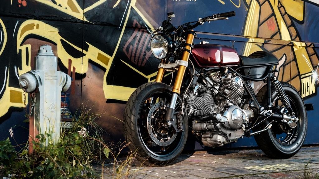 Yamaha XV1100 - Elegant Bastard