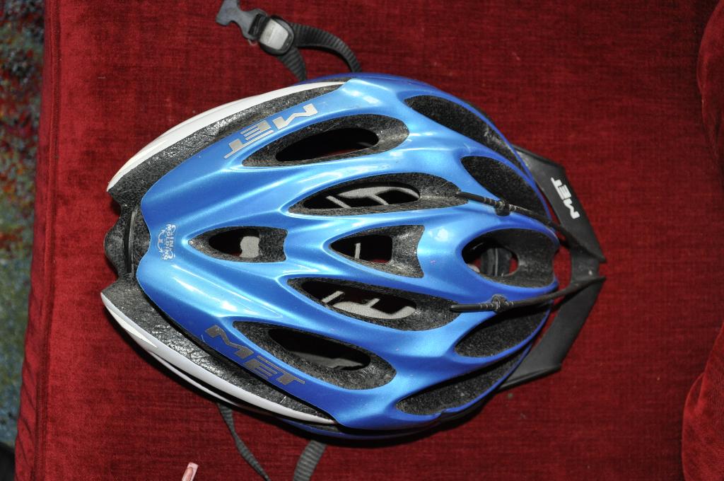 CASQUE VELO 2, Vélos & Vélomoteurs, Accessoires vélo | Casques de vélo, Enlèvement ou Envoi, M, MET, Utilisé