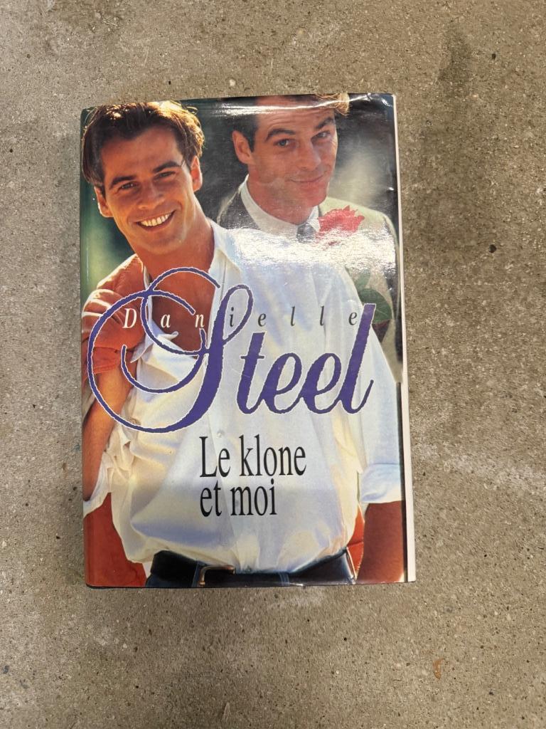 Roman, le Klone et moi, Danielle Steel, Ophalen of Verzenden, Nieuw, Danielle Steel