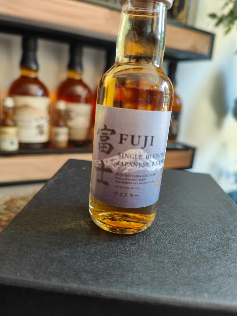 Whisky japonais FUJI à mélange unique 43 % 50 ml (Kirin FUJI, Neuf, Autres régions, Enlèvement ou Envoi, Pleine