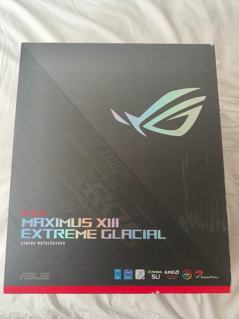 ROG Maximus XIII Extreme Glacial gaming motherboard, Computers en Software, Ophalen, DDR4, Zo goed als nieuw, E-ATX