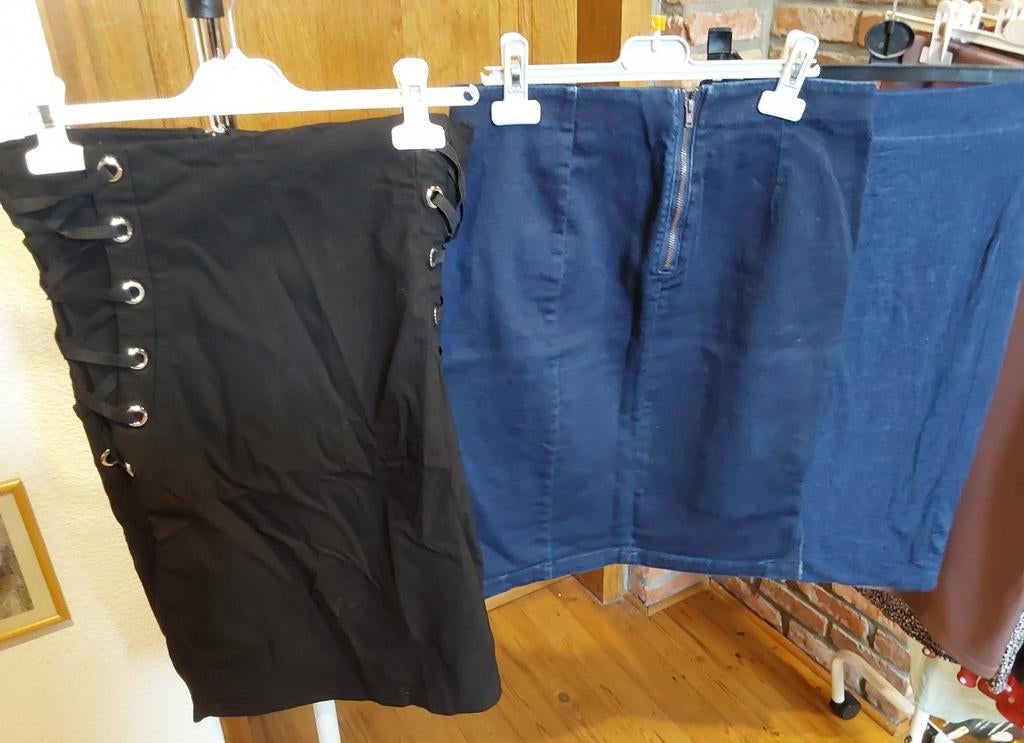 Lot13 korte rokjes, maten 38 en 40, effen en veelkleurig, Diverse, Ophalen of Verzenden, Gedragen, Maat 38/40 (M)