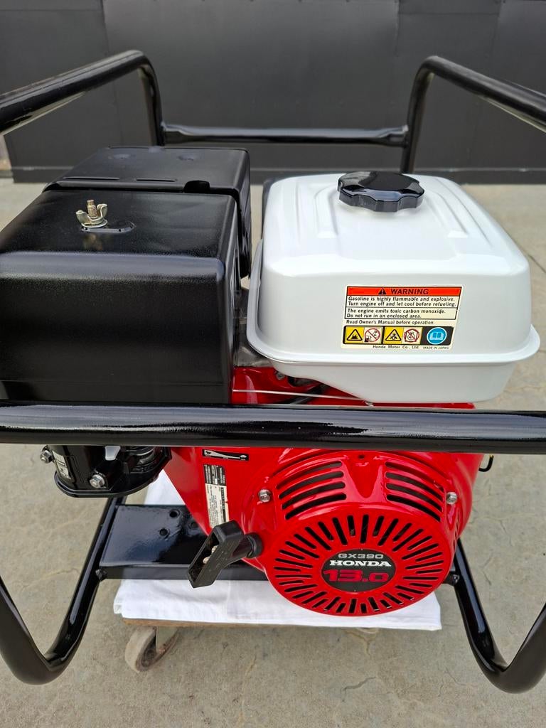 EUROPOWER STROOMGENERATOR HONDA GX390, Doe-het-zelf en Bouw, Aggregaten, Ophalen, Zo goed als nieuw, 5 tot 10 kVA, Benzine