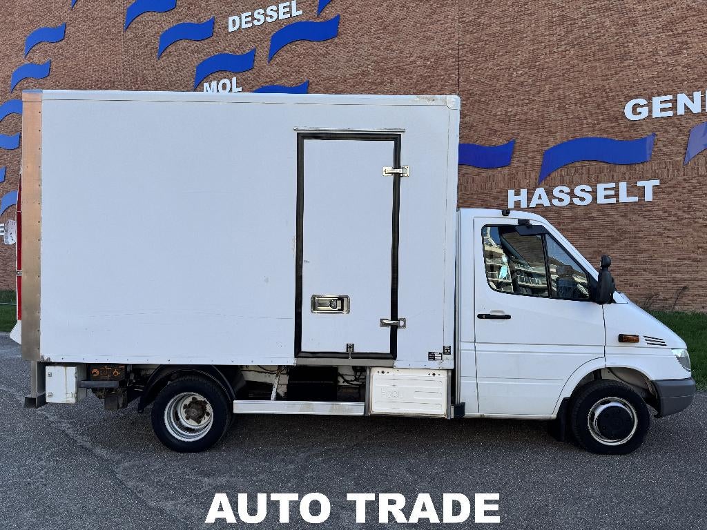 Mercedes-Benz 2.2D | Réfrigérateur | Ascenseur | Export, Achat, Entreprise, 2 places, Boîte manuelle