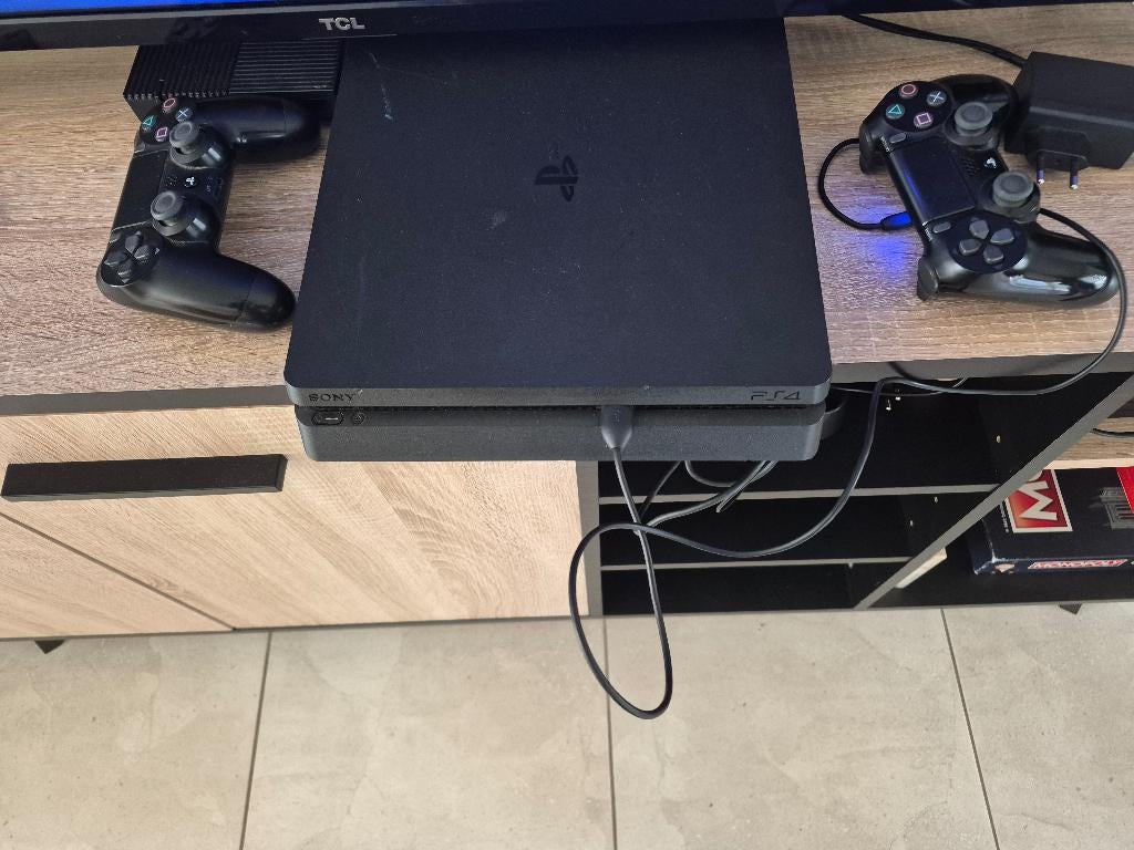 Ps4+ games, 500 GB, Enlèvement, Utilisé, Avec jeux