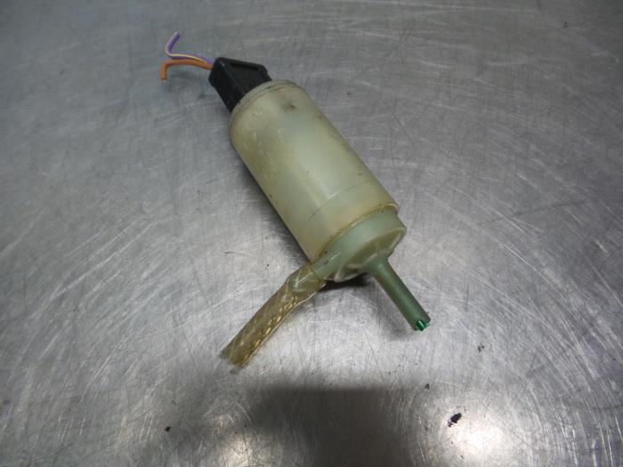Ruitensproeierpomp voor van een Mercedes 260SE-600SEL, Auto-onderdelen, Ruiten en Toebehoren, Gebruikt, 3 maanden garantie, Ophalen of Verzenden