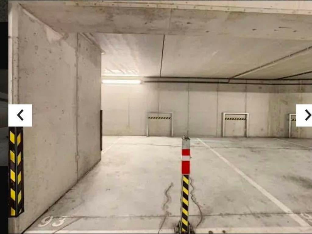 A louer parking souterrain JARDINS DE JETTE À JETTE, Immo, Bruxelles