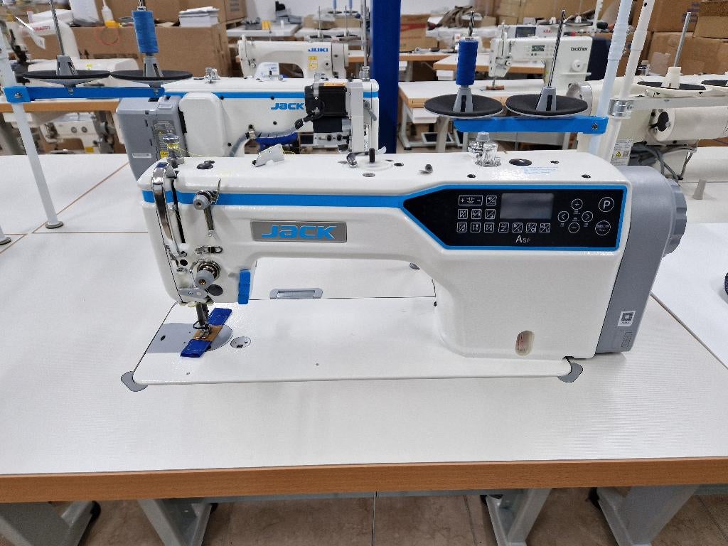 JACK A6F Industriële Naaimachine – Naaldtransport + Puller, Hobby en Vrije tijd, Nieuw, Naaimachine, Industrieel, Ophalen