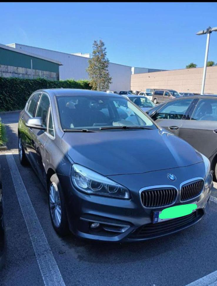 BMW LUXURY TOURER 216D ECO/EURO6/259.000km, Auto's, Automaat, Parkeersensor, Euro 6, 5 deurs