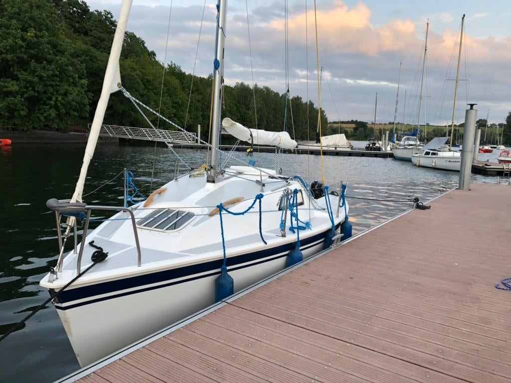Voilier micro 5,50m, Sports nautiques & Bateaux, Voiliers à cabine & Voiliers, Utilisé, Bateau de plaisance ou Cruiser, Polyester