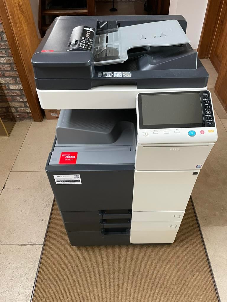 Professionele printer/kopieermachine Itec CP2824i, Computers en Software, Printers, Ophalen, Zo goed als nieuw, Scannen, Printer