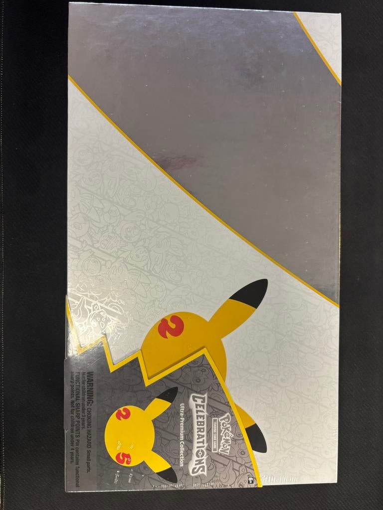 Pokémon Celebrations 25th Anniversary Ultra Premium Collecti, Ophalen