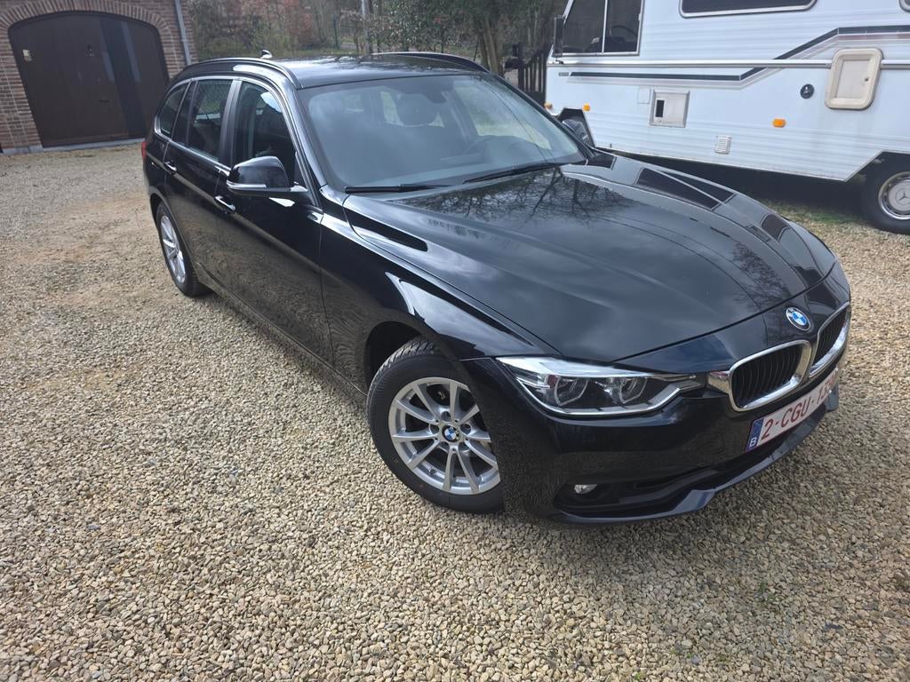 Bmw 318d break 12/2018 110kw/150cv, Autos, Boîte manuelle, Noir, 5 portes, Particulier