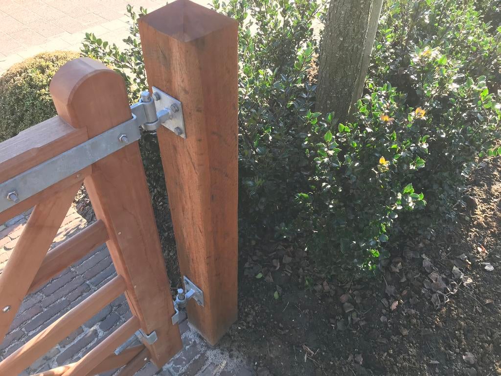 AZOBE HEKPALEN BALKEN, Ophalen, Balken