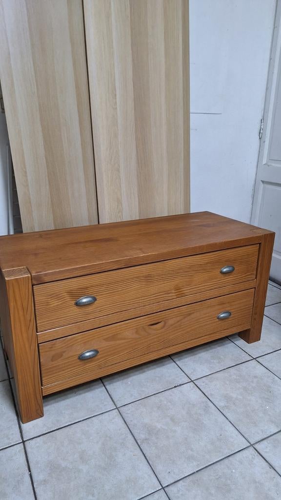Commode basse 2 tiroirs bois, Maison & Meubles, Armoires | Commodes, Enlèvement