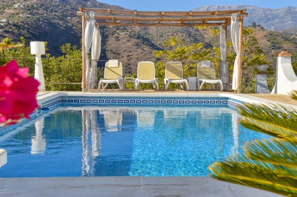 Vakantiehuis te huur Spanje, 5 personen, 2 slaapkamers, In bergen of heuvels, Landelijk