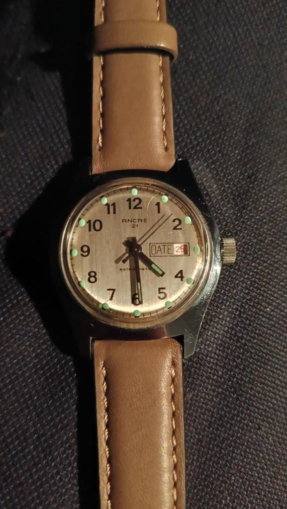 Belle montre vintage pour homme ancre Swiss, Bijoux, Sacs & Beauté, Montres | Hommes, Comme neuf, Autres marques, Acier, Cuir