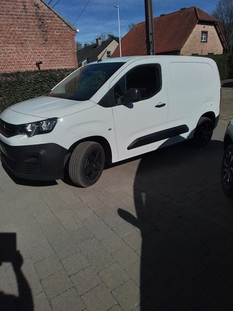 Peugeot partner 1500 diesel euro 6E lichte vracht, Auto's, Voorwielaandrijving, Euro 6, 4 cilinders, 65 kW