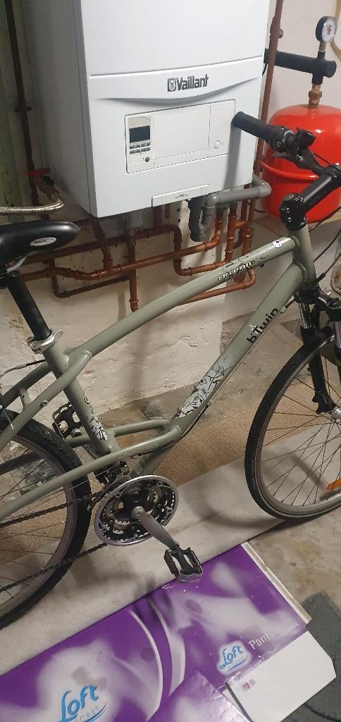 Vend vélo decathlon, Fietsen en Brommers, Ophalen, Gebruikt