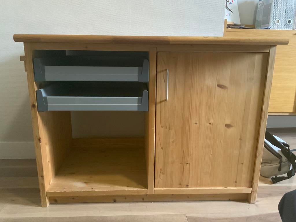Armoire en bois massif, Moins de 100 cm, 100 à 150 cm, Enlèvement, Utilisé