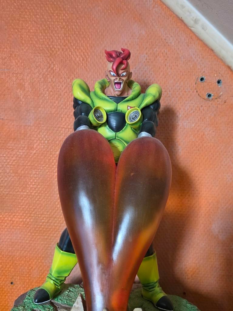 Statue diorama dragon ball z arc cyborg
