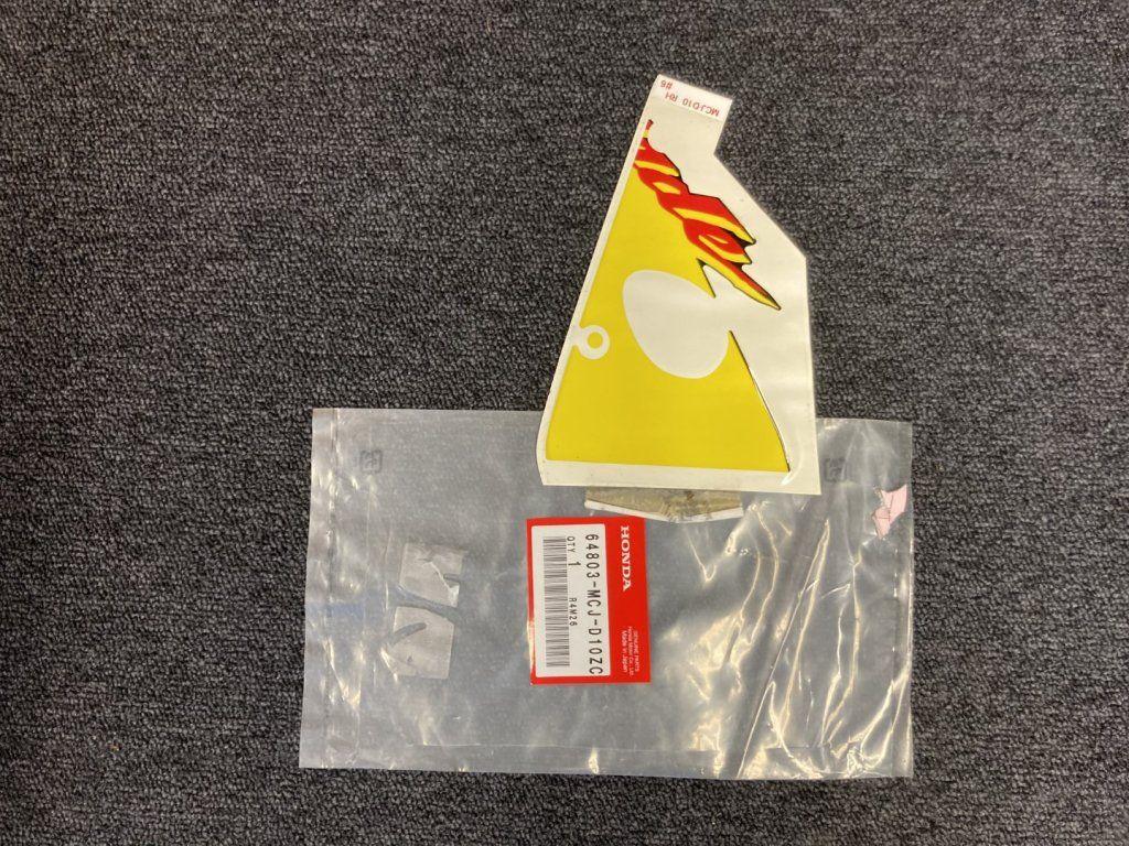 Fireblade cbr954RR bj 2003 sticker zijpaneel rechts nieuw, -, -, Nieuw, Ophalen of Verzenden