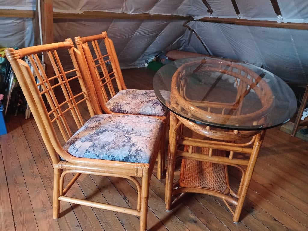 Tafel en stoelen, Enlèvement, Utilisé, Ovale, Verre