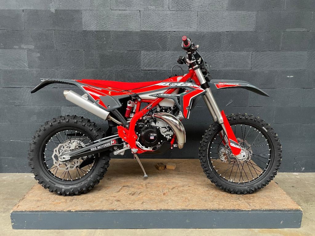 Beta X-Trainer 300 2T 2026, Nieuw A2 35kw Enduro 300cc, 300 cc, Bedrijf, Enduro, Minimaal motorrijbewijs A2