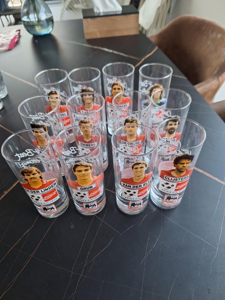 Set de 12 lunettes Red Devils pour la Coupe du monde italien, Collections, Enlèvement ou Envoi