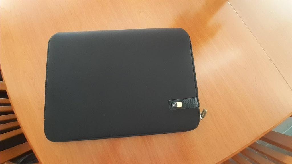 Case Logic LAPS117  Laptophoes 17.3 inch nieuw, Computers en Software, Laptophoezen, Nieuw, 17 inch of meer, Ophalen of Verzenden