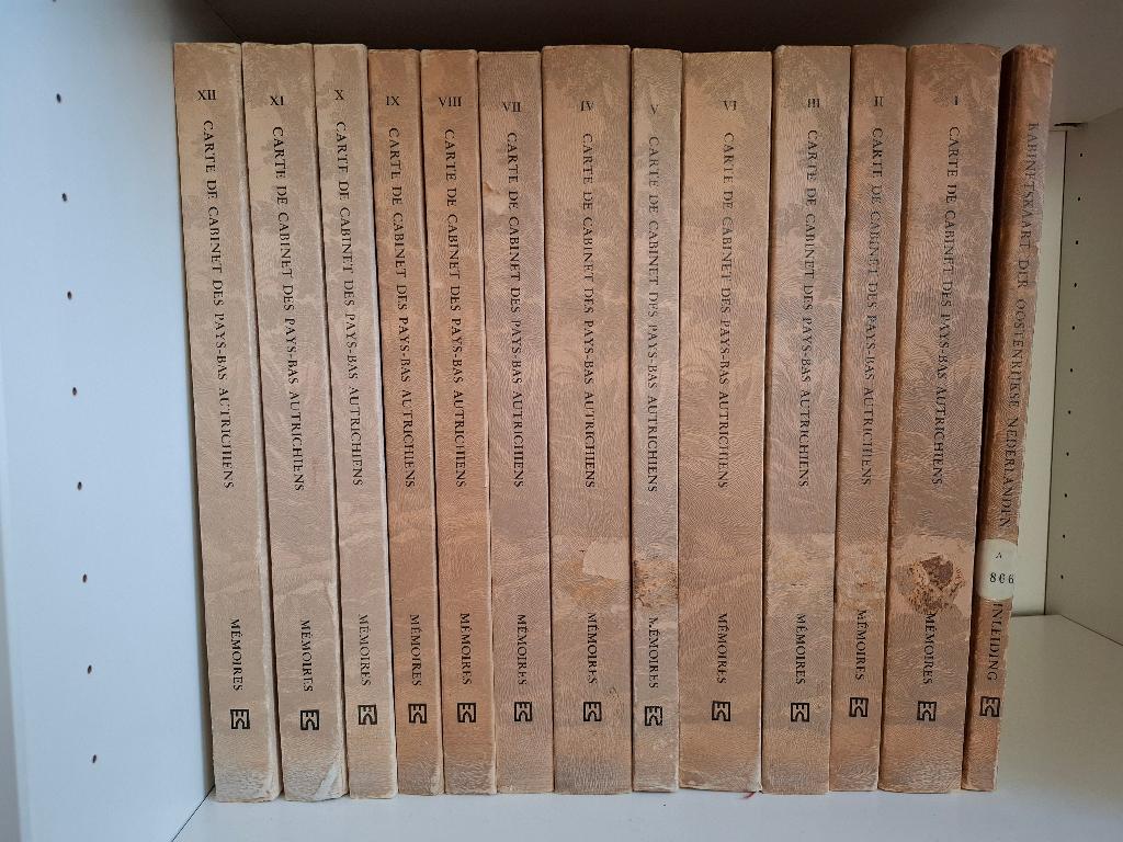 Volledige Ferrariskaart + beschrijvingen, Ophalen of Verzenden, 17e en 18e eeuw, Gelezen, Graaf de Ferraris