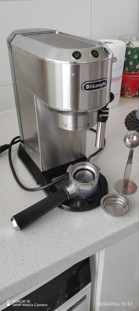 Machine à café Delonghi