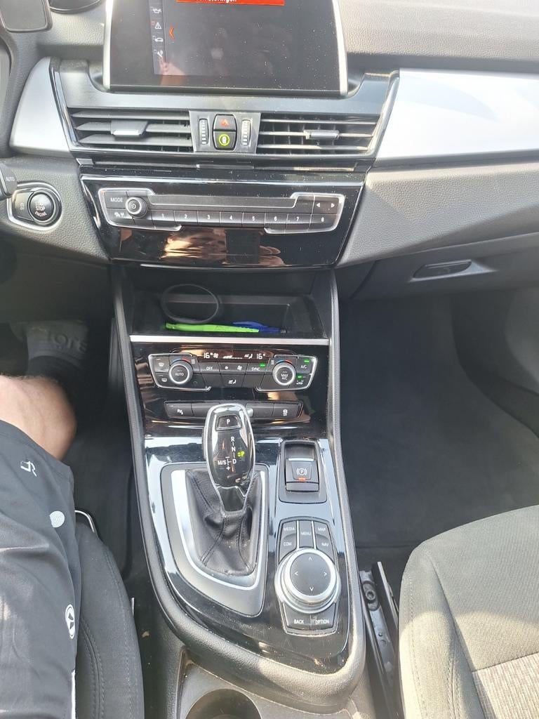 Zorgeloos rijden net groot onderhoud gekregen!!!, Auto's, Automaat, Trekhaak, Particulier, Te koop