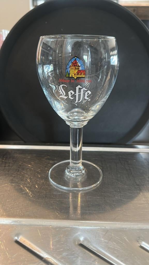 58 Leffe bierglazen, Verzamelen, Ophalen of Verzenden, Zo goed als nieuw, Bierglas