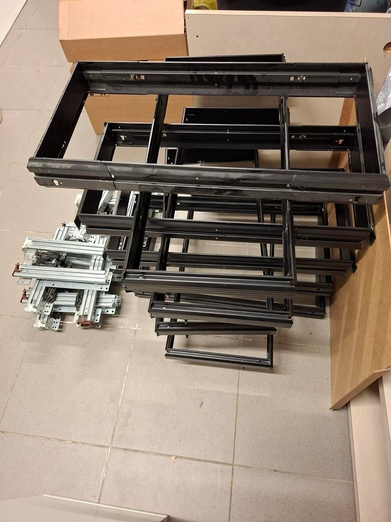 Tiroirs de classement réglables 70—90 x 35 cm avec guides à, Enlèvement ou Envoi, Comme neuf, Métal