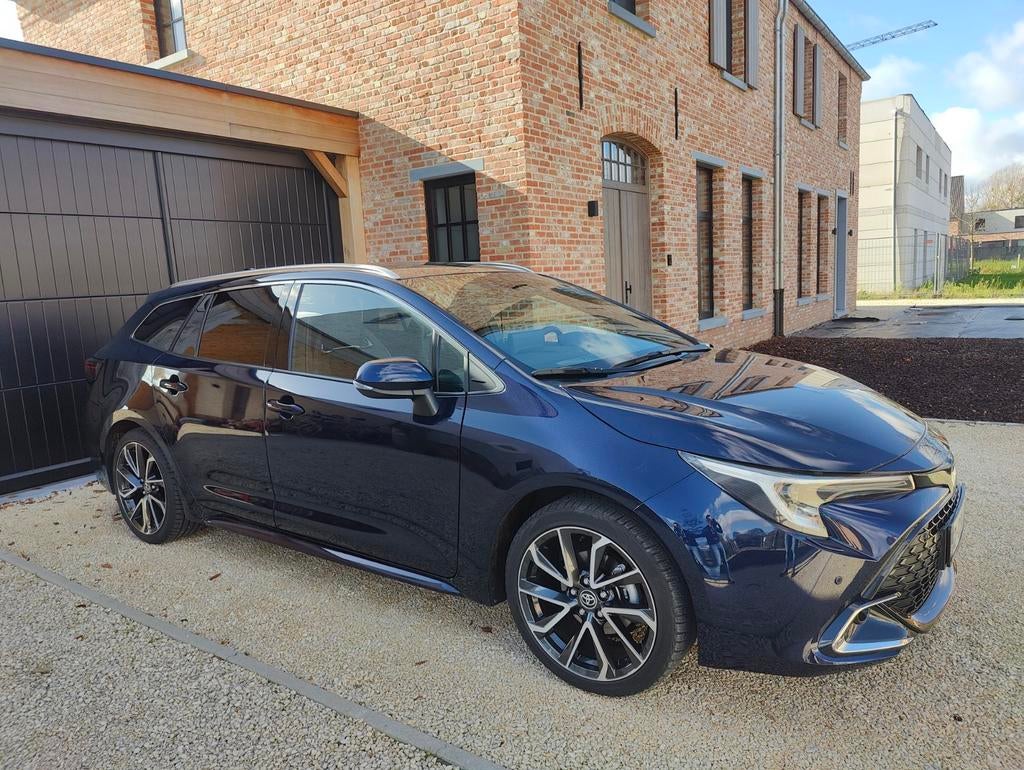 Toyota Corolla 1/24 220 000 km 1.8i hybride garantie de 10 a, Autos, Toyota, Achat, Euro 6, Corolla, Noir