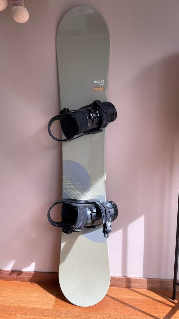 Burton BMC Freeride 62 snowboard, Enlèvement, Comme neuf, Planche
