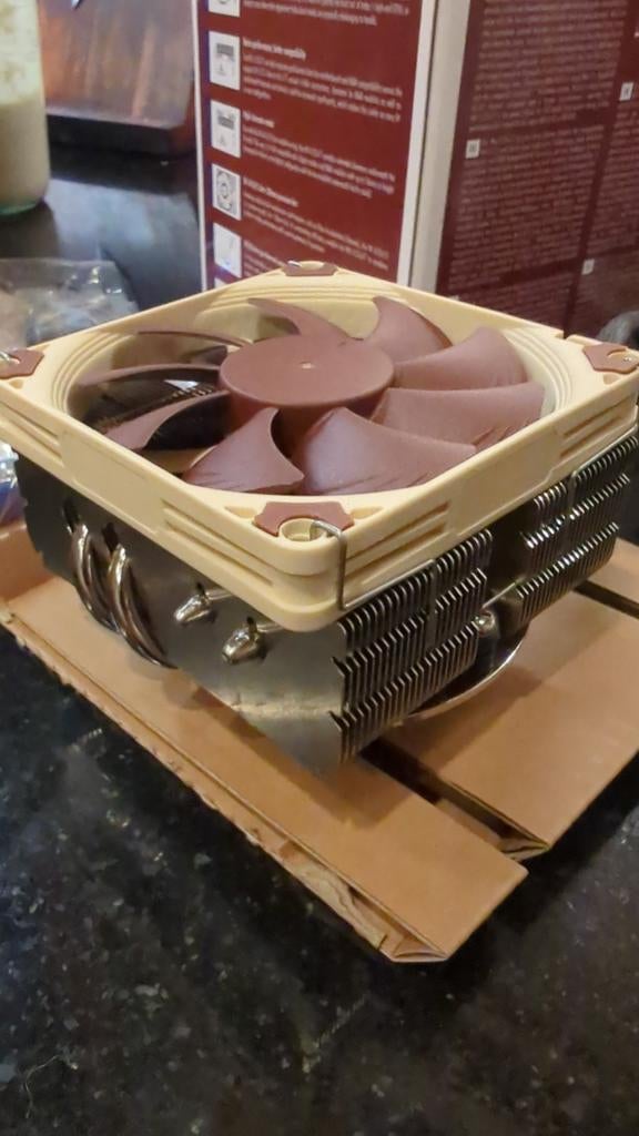 Noctua NH-L9x65 low profile cooler, Informatique & Logiciels, Refroidisseurs d'ordinateur, Enlèvement ou Envoi, Comme neuf, Refroidisseur ordinateur à air