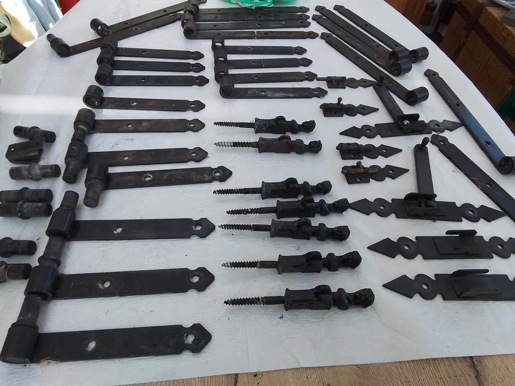 Quincaillerie de volets bois battants extérieur, Bricolage & Construction, Volets, Enlèvement