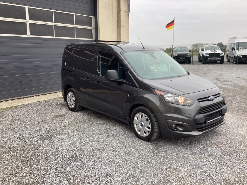 ford connect trend 100pk 2019 3plaatsen airco 9950e, Auto's, Voorwielaandrijving, Stof, 4 cilinders, Bedrijf