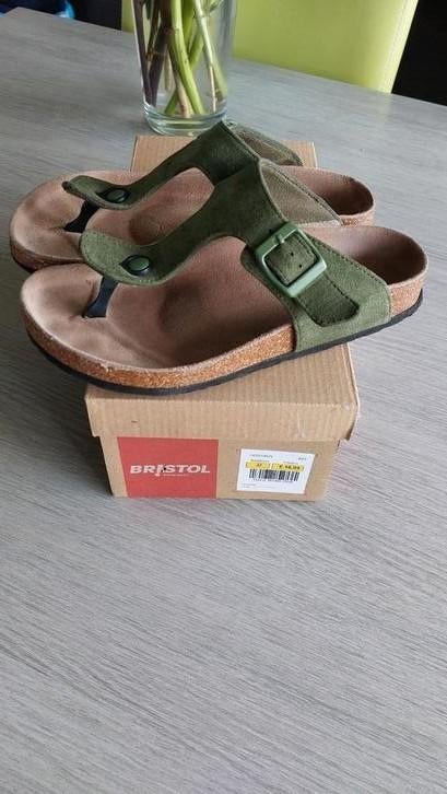 Lederen slippers bristol maat 37, Enlèvement ou Envoi, Comme neuf, Autres types, Bristol
