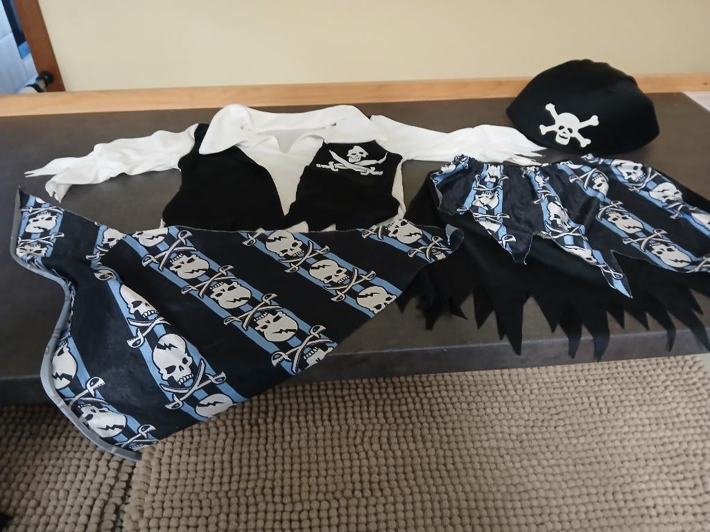 Déguisement carnaval Pirate, Enlèvement, Comme neuf, 110 à 116, Fille
