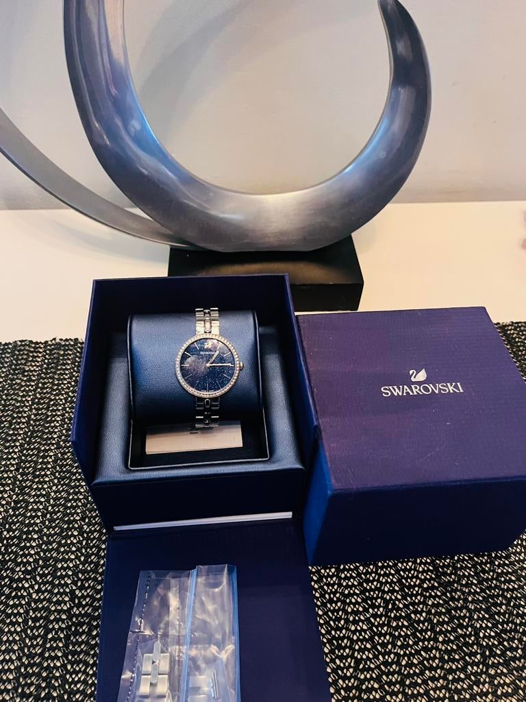 Swarovski Cosmopolitan Collection Watch,  - Montre - silver-, Enlèvement ou Envoi, Neuf