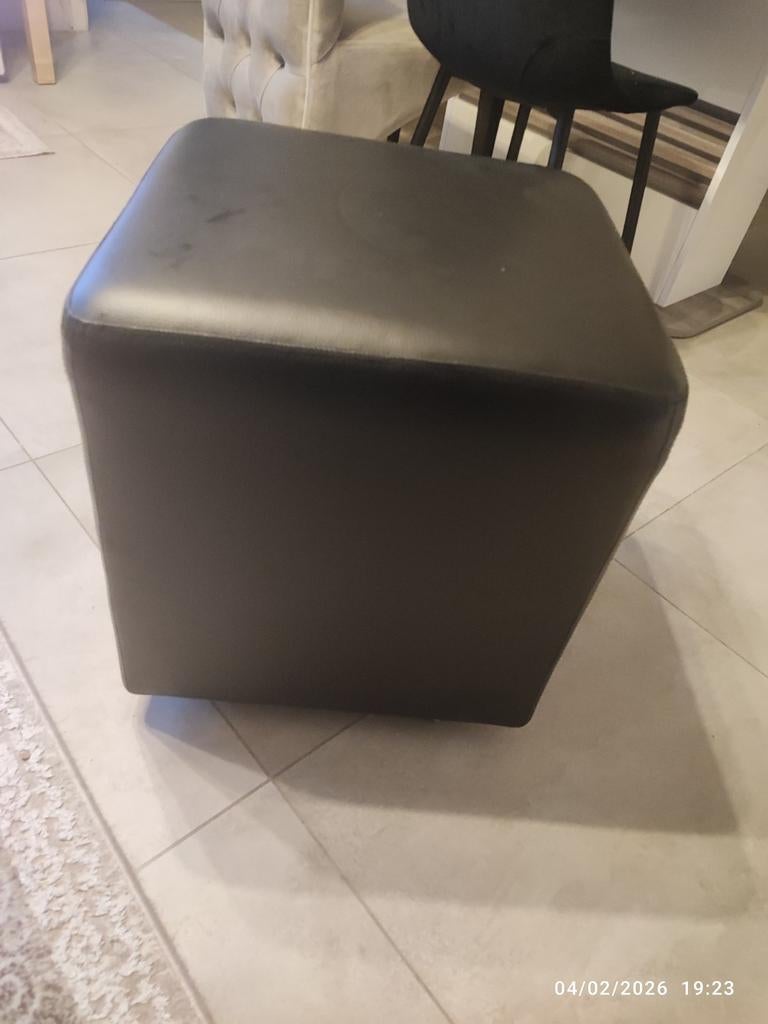 Leren poef / kruk op wieltjes, Enlèvement