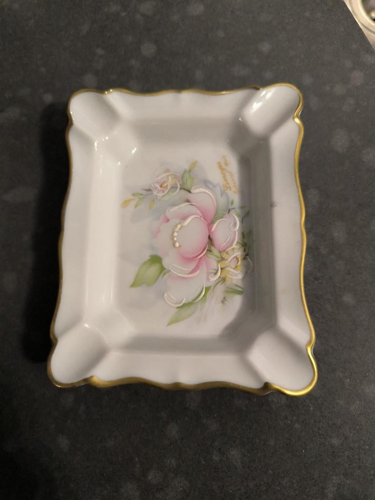 Porselein van Limoges, Ophalen