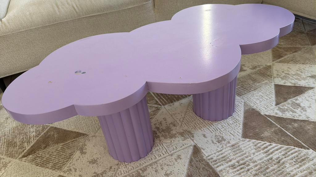 Table basse unique en forme de nuage — lilas/violet, Maison & Meubles, Enlèvement, Comme neuf