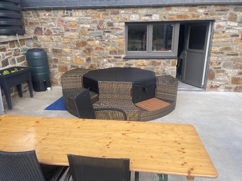 Jacuzzi semi rigide, Jardin & Terrasse, Bains à remous et Spas, Enlèvement, Utilisé, Tapis de sol, Fixé