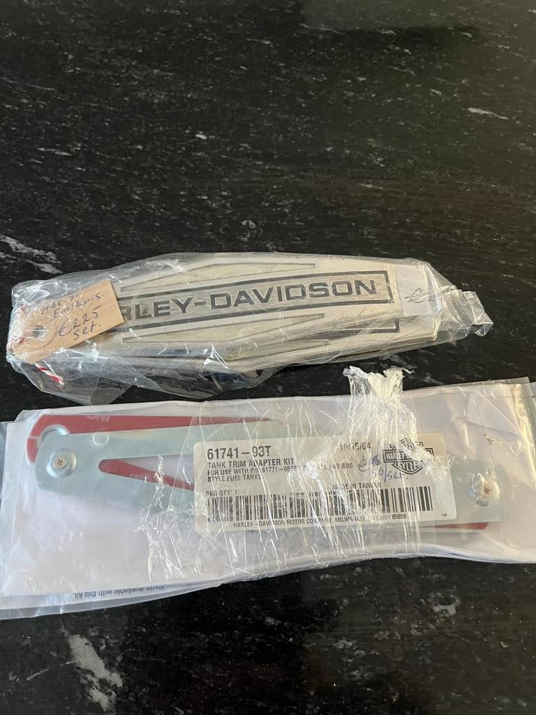 Emblèmes du char Harley Davidson Panhead, Musique & Instruments, Instruments à vent | Harmonica, Envoi, Comme neuf