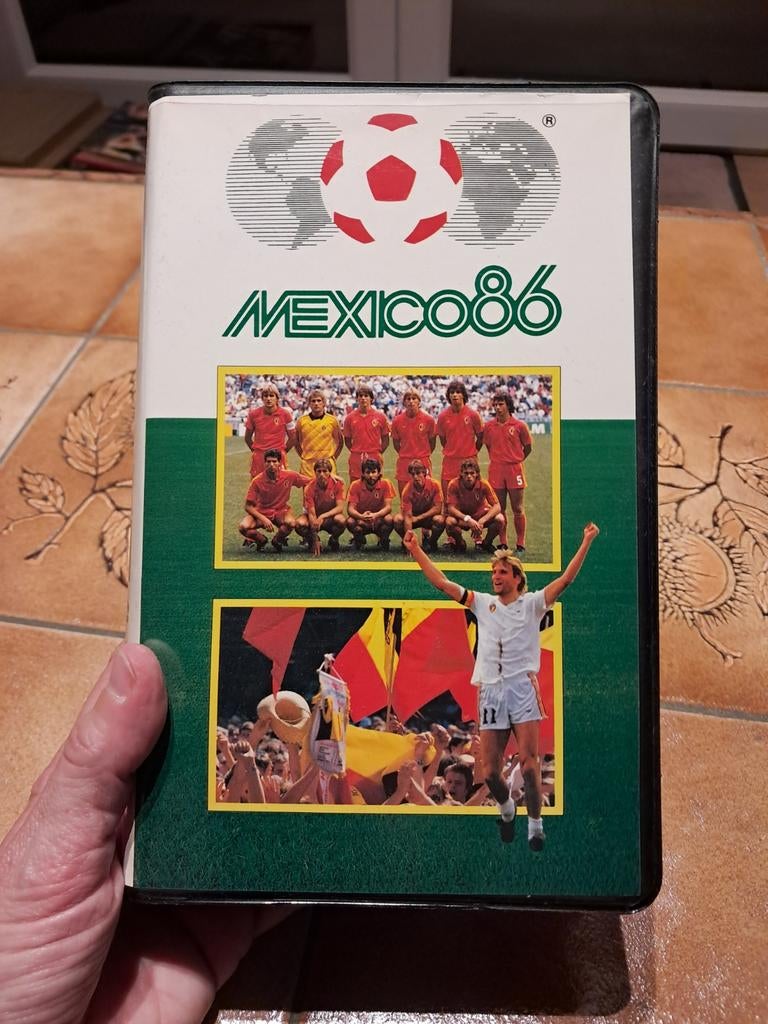 Cassette van de VHS Mexico Rode Duivels uit 1986, Alle leeftijden, Ophalen of Verzenden, Zo goed als nieuw, Documentaire